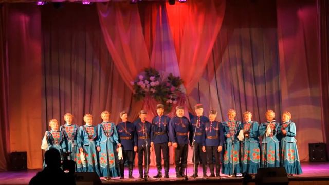 г.Северодонецк. Хор "Казачьи напевы" ДК Строителей - Широка река смотреть онлайн