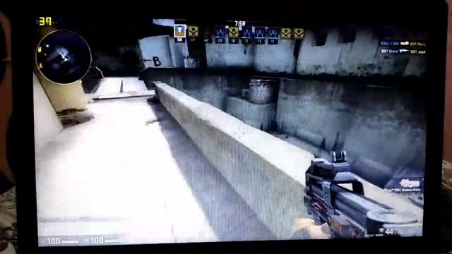 CS:GO On i3 6006U, 8GB Ram And Intel HD 520 смотреть онлайн