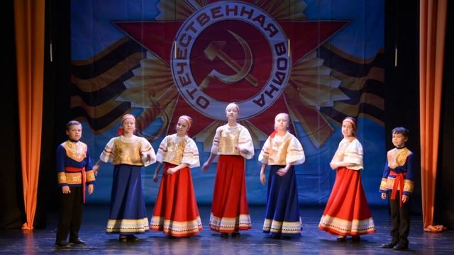 Детский вокальный ансамбль "Зелёная Мурава" - "Ой, Варенька, Варенька" смотреть онлайн