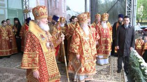 Патриарх Кирилл возглавил крестный ход с чудотворной иконой «Неупиваемая Чаша» в Серпухове