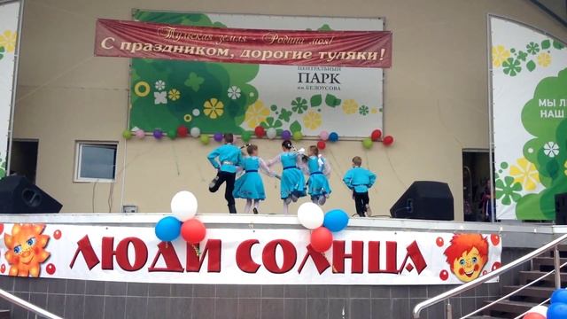 VLOG:я в парке,весело,Яна,ПОДСОЛНУШКИ//Anya Shine смотреть онлайн