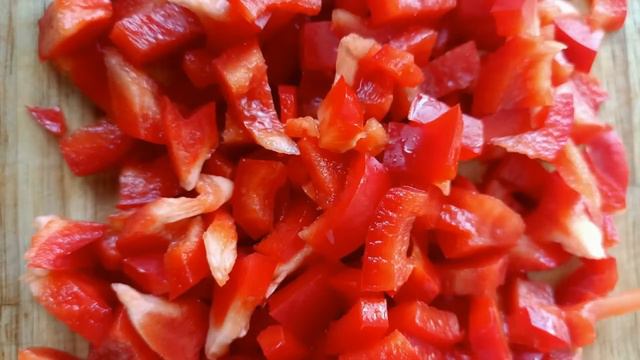 Congele los pimientos rojos frescos. Замораживаем красный болгарский перец.Очень просто и полезно! смотреть онлайн