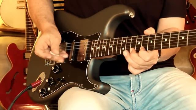 Fender Blacktop Stratocaster смотреть онлайн
