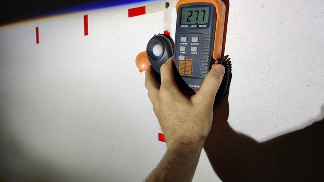?LED DAWNKNIGHT P1 vs XENON Тест светодиодных ламп H1 в линзе G5 Infolight Ultimate смотреть онлайн