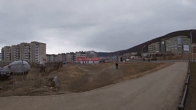 Гуляя по Магадану. От Телевышки до Портовой 38. Прогулки с Анжелиной. Современный Магадан 2020 смотреть онлайн