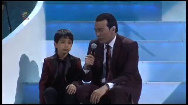 Озодбек Назарбеков отамга ухша углим