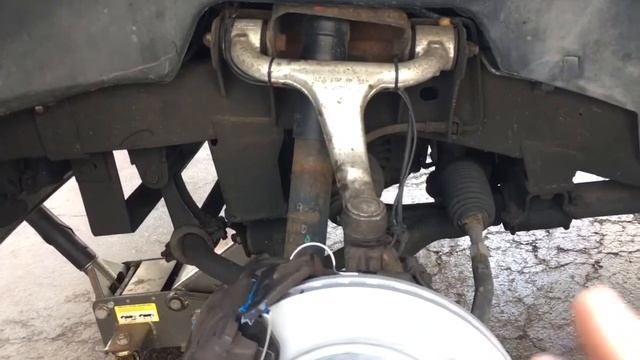 2000 Mercedes Benz ML320 Motor Mounts  How To Know If They Are Bad. ML500 ML430 ML350 ML270