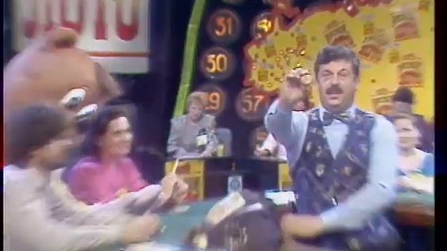 88-й тираж Русского лото 16 июня 1996 год. В гостях Марк Розовский и Ирина Понаровская. смотреть онлайн