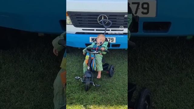 mercedes vario weekend. смотреть онлайн