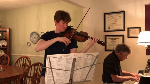 "Nocturne in E Flat Major, Op. 9 No. 2" by Frédéric Chopin смотреть онлайн