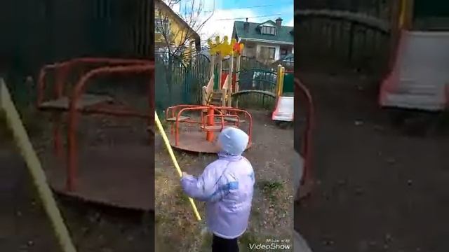 Трюки на качелях.?? смотреть онлайн