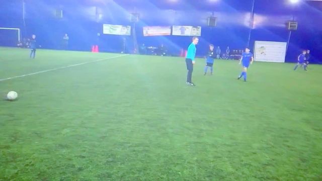 ~ 2 месяца назад Стёпа стал тренироваться в полную силу и... всё на видео! А лучший Рома... смотреть онлайн