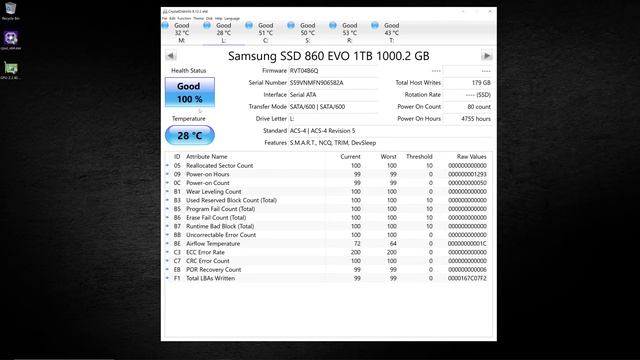 How to Use CrystalDiskInfo смотреть онлайн