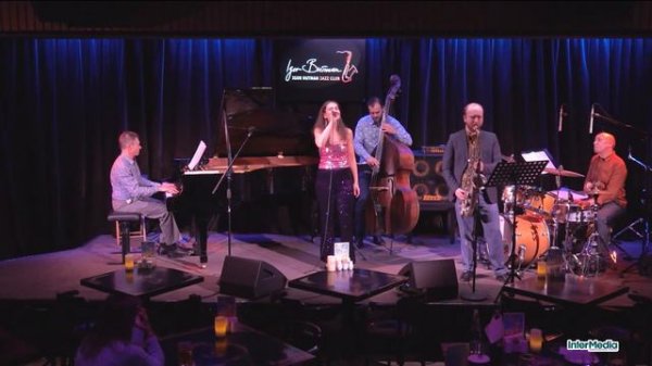 Live: Анна Клесун (вокал) и группа Esh