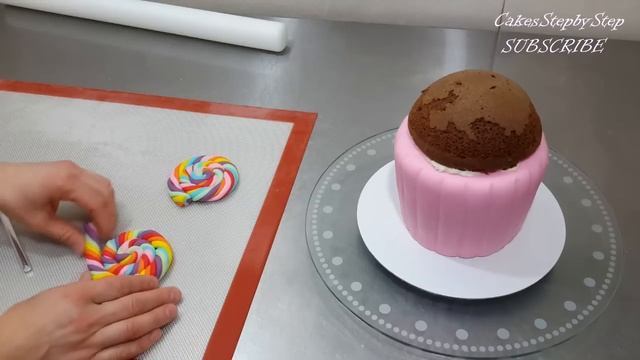 HUGE Candy Cupcake - How To Make by Cakes StepbyStep смотреть онлайн