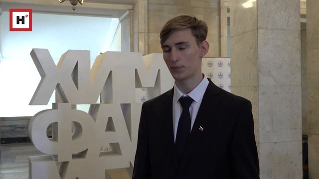 Победитель олимпиады Владимир Михайленко, абитуриент химического факультета МГУ. смотреть онлайн