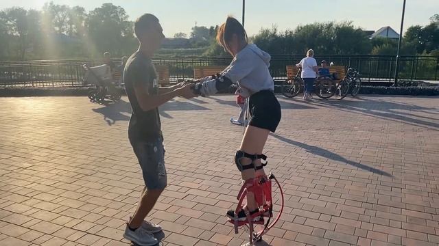 Как научиться ходить и прыгать на джамперах обучение