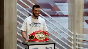 Актуальная тема ( Чемпион мира IBF Бахрам Муртазалиев ) Л-А. Зурушов