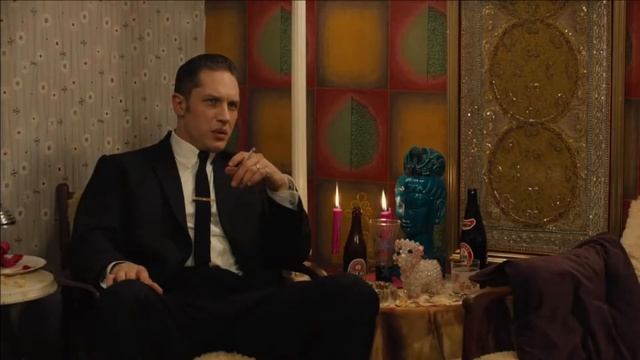 Плыли мы по морю ветер мачту рвал Ронни и Реджи Крэй смотреть онлайн