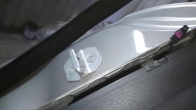 Как снять антену с крыши Мерседес W204 Mersedes смотреть онлайн