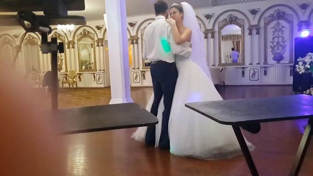 Выступление саксофониста смотреть онлайн
