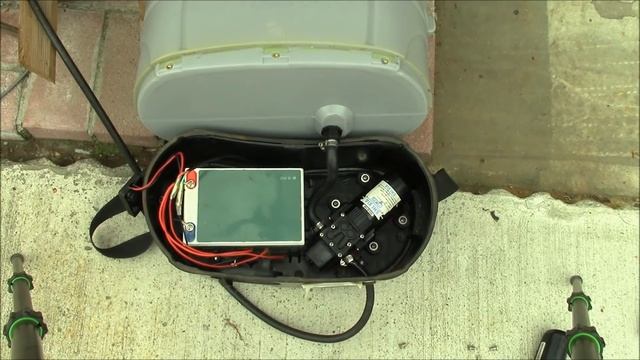 Harbor Freight Backpack Garden Sprayer, Part 1 - Inside Look смотреть онлайн