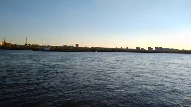 Баржа идёт на север смотреть онлайн