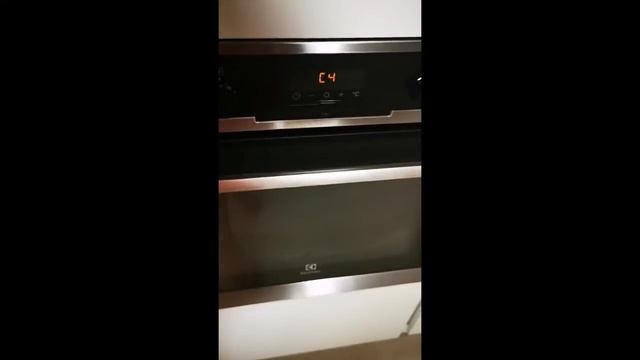 Пиролизная очистка духовки Электролюкс смотреть онлайн