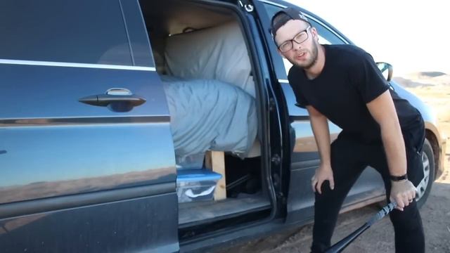 Van Tour/Minivan Camper Conversion смотреть онлайн