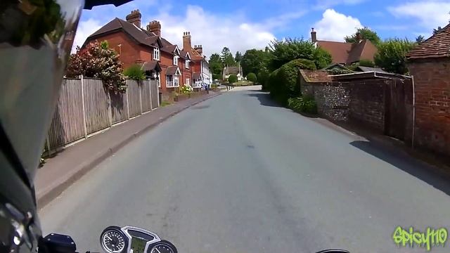 BMW R nineT review! смотреть онлайн
