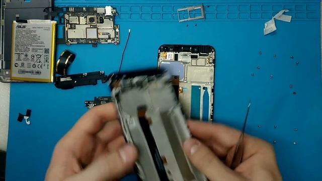 Как заменить дисплей на Zenfone 3 MAX ZC553KL \ LCD replace смотреть онлайн