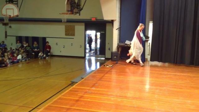Russian dance from Swan Lake Tchaikovski Overland Park, KS смотреть онлайн