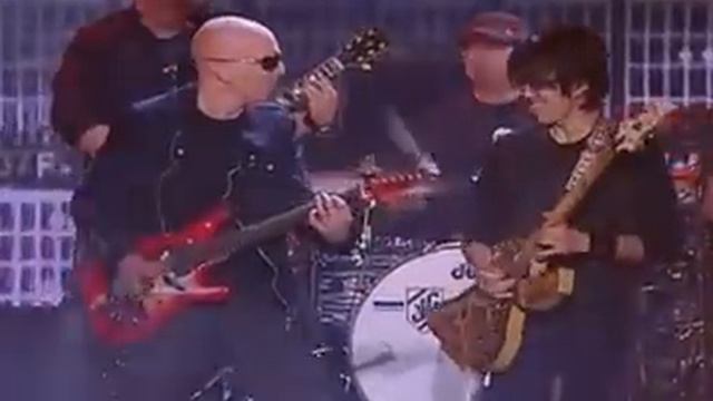 Joe Satriani & Funtwo