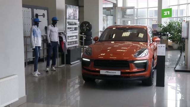 Элитный автосалон Челябинска отказался выдать клиентам машины, забронированные еще в ноябре смотреть онлайн