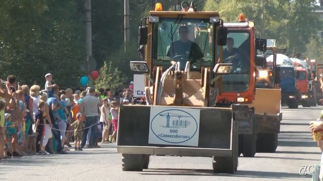 Парад строителей и строительной техники в п Савинский 2014 г смотреть онлайн
