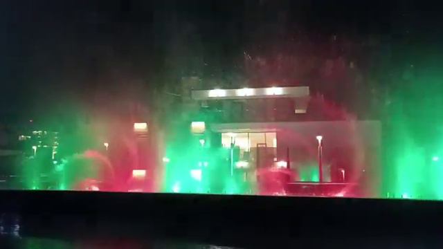 Сочи Адлер! Поющие фонтаны на набережной смотреть онлайн