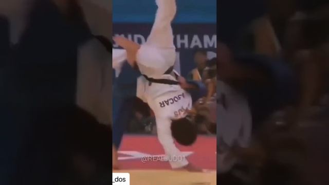 Безумно красивый уход от Бесика?дзюдо смотреть онлайн