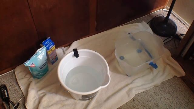 Fish Swim Bladder Problems - How To Give Your Fish A Salt Bath смотреть онлайн