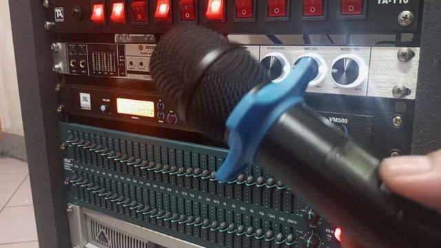 JBL VM500 Wireless Microphone. Presyong pang masa. смотреть онлайн