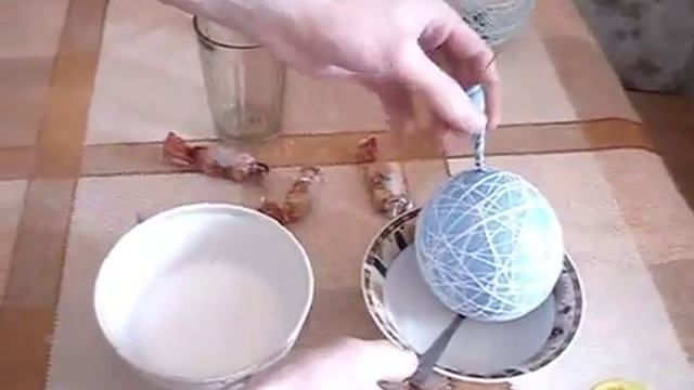 Новогодний шар из ниток смотреть онлайн