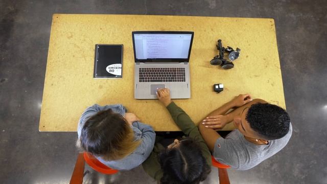 How machine learning helps identify potholes on Los Angeles roads смотреть онлайн