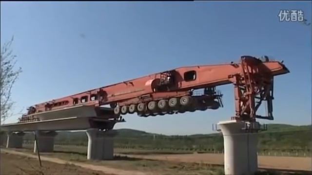 Как удивительно строят мосты в Китае с помощью мостоукладчика