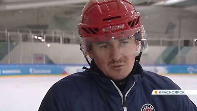 Чемпионы мира по бенди провели мастер-класс для восьмилетних хоккеистов смотреть онлайн