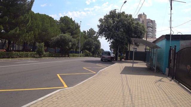 ЛАЗАРЕВСКОЕ. ВОСХОЖДЕНИЕ НА УЛИЦУ ПАРТИЗАНСКАЯ. ГОСТЕВЫЕ ДОМА. В КАФЕ ПИНГВИН ЗА ЧЕБУРЕКАМИ. смотреть онлайн