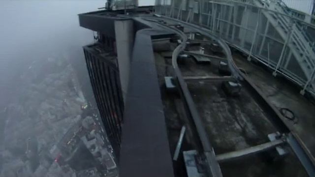 tour montparnasse basejump смотреть онлайн