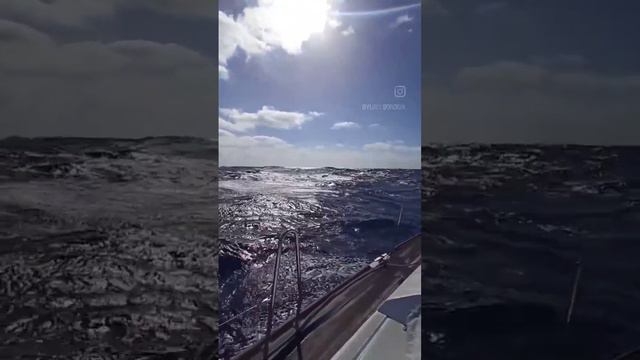 North Atlantic Ocean - Северная Атлантика, ветер 25-30 узлов смотреть онлайн