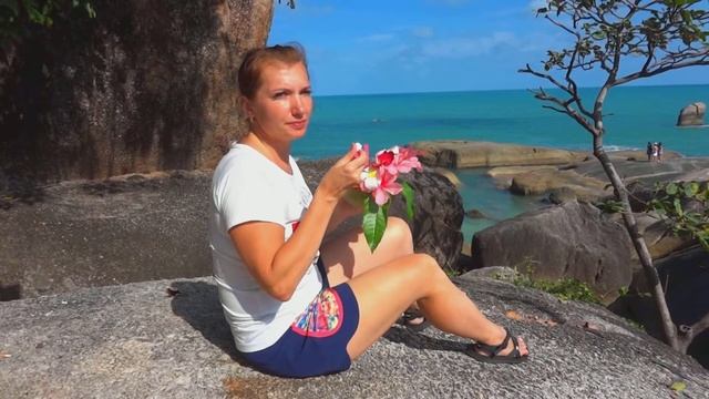 Садим дерево/Китайский Храм Гуань Юй/Камни Бабушка и Дедушка/ Самуи, Таиланд смотреть онлайн