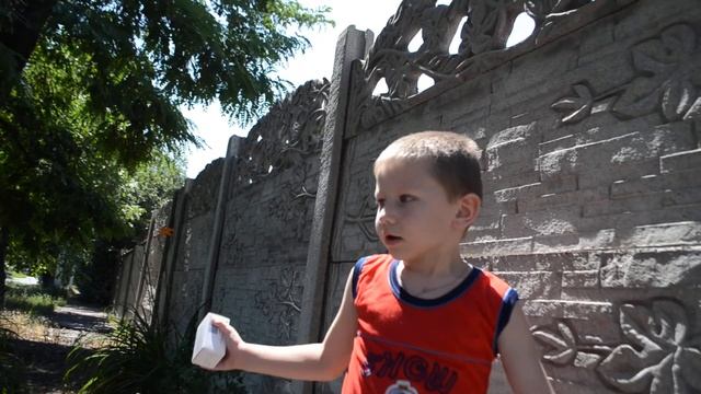 помощь друзей и подписчиков мальчику инвалиду смотреть онлайн