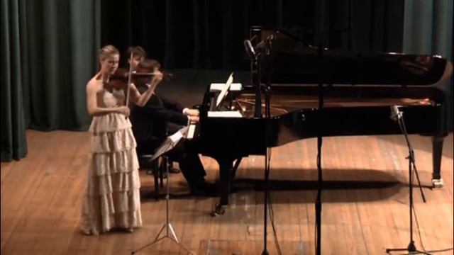True romantic - Schumann: Violin Sonata a-Minor, Op.105, Sabrina-Vivian Höpcker & Fabio Bidini смотреть онлайн