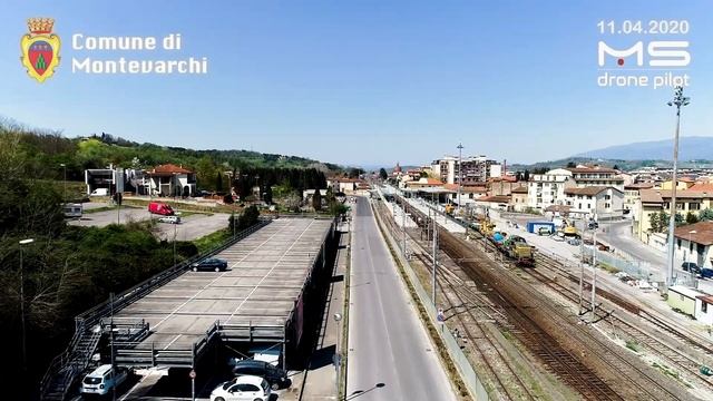 Montevarchi durante il coronavirus, vista dal drone смотреть онлайн